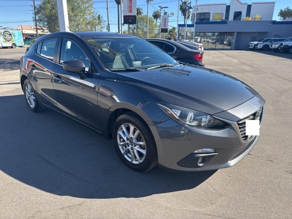 2015 Mazda MAZDA3 i Touring's photo