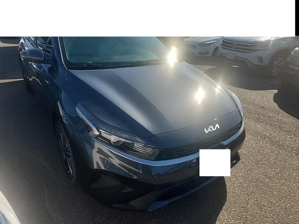 2023 Kia Forte LXS's photo