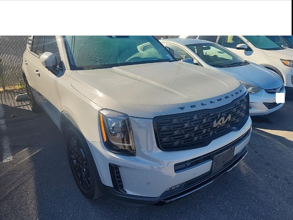 2022 Kia Telluride SX's photo