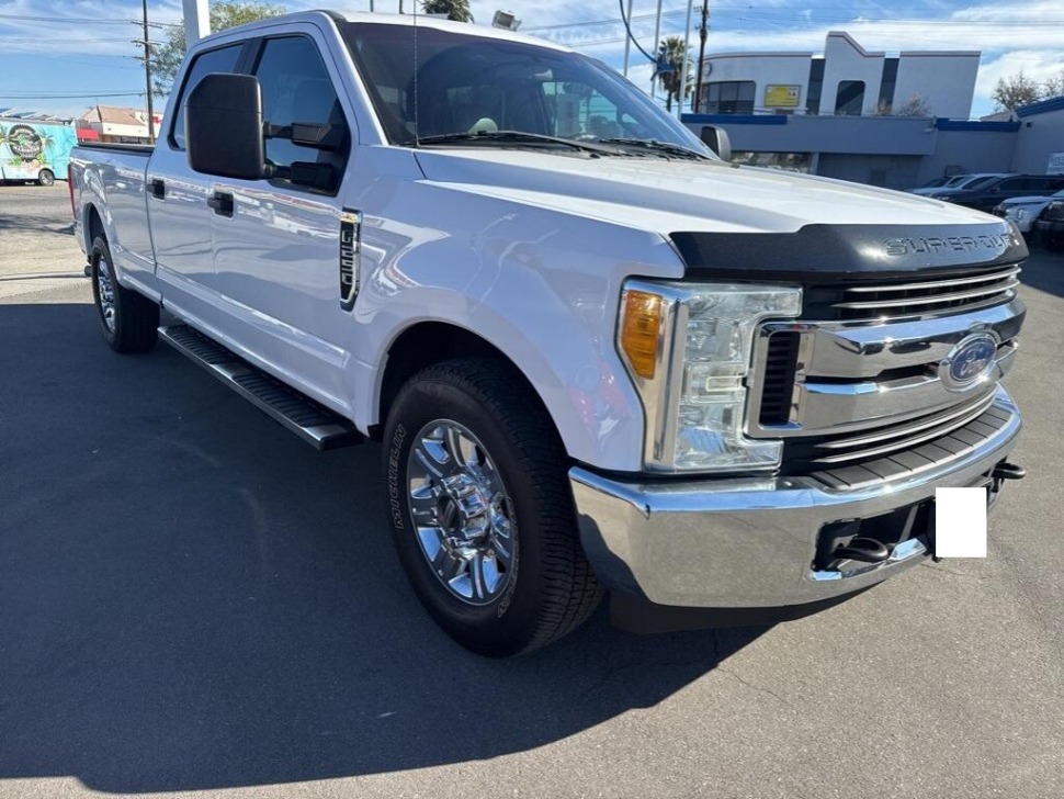 2017 Ford F-250 Super Duty XL's photo