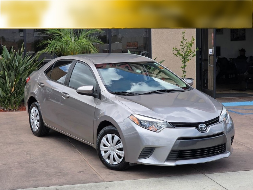 2016 Toyota Corolla LE Eco AT's photo